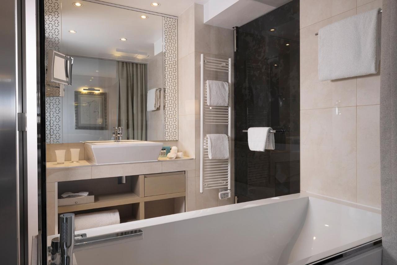 Hotel Etoile Maillot Париж Екстериор снимка